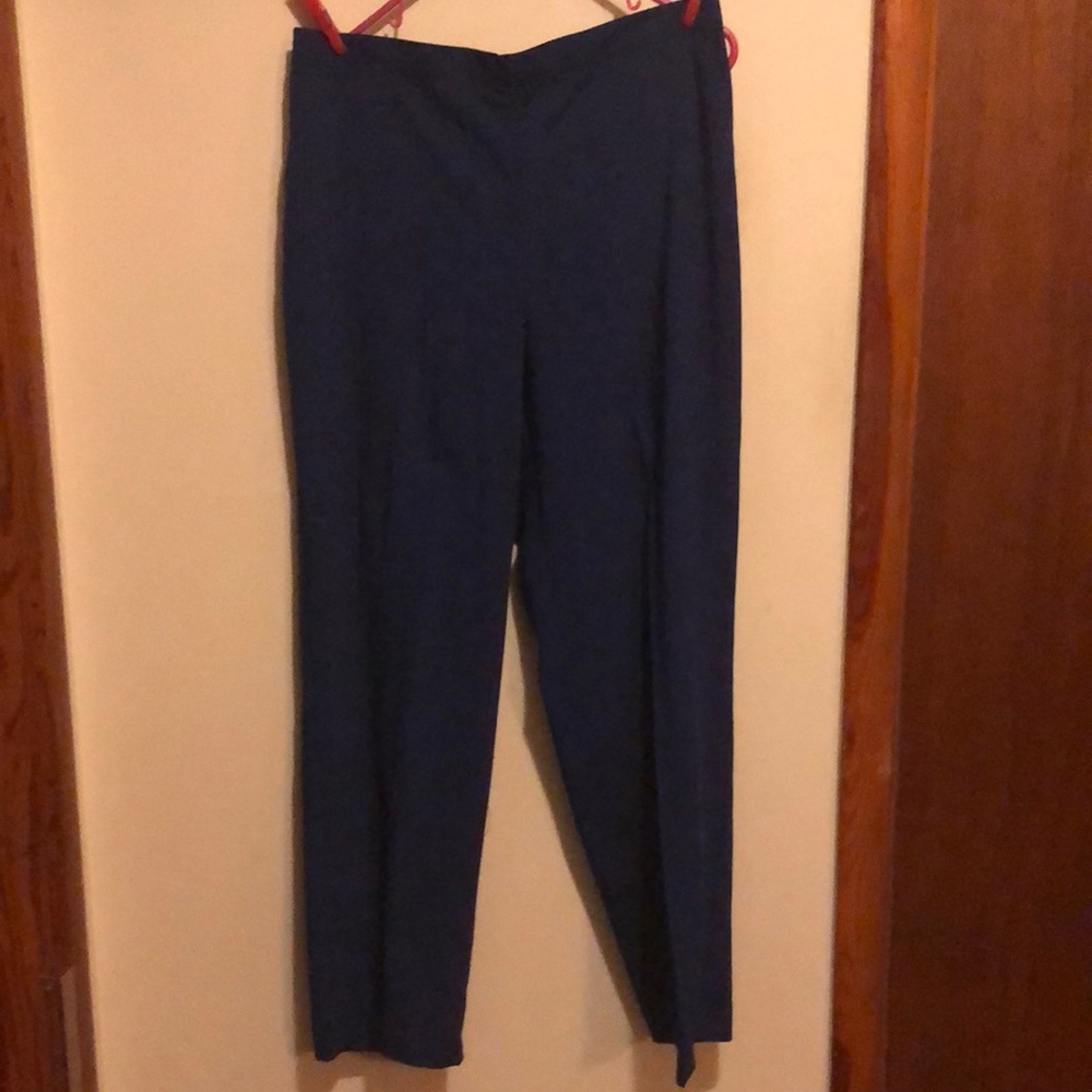 NWT- Alfred Dunner ladies slacks